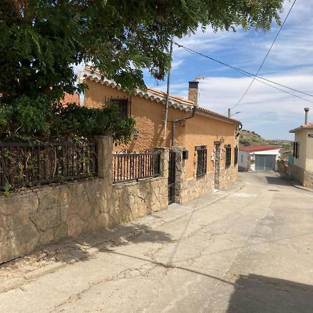 Casa Rural Neira Almenara de Tormes Exterior photo